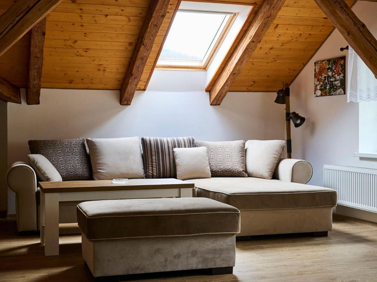 720-1 By Interhome *